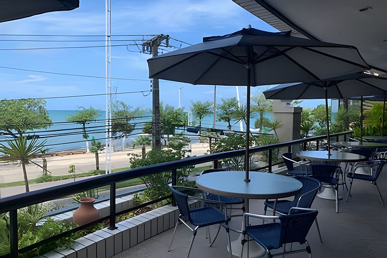 Hosts BR - Flat à beira-mar no Meireles