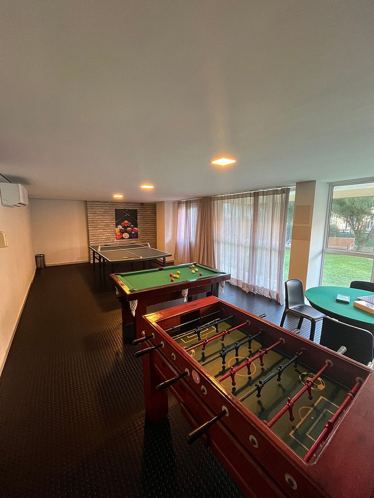 Hosts BR - Apartamento vista parcial mar