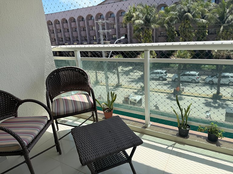 Hosts BR - Apartamento vista parcial mar