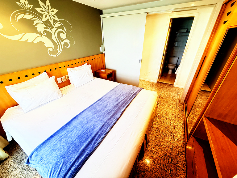 Hosts BR - Flat à beira-mar no Meireles